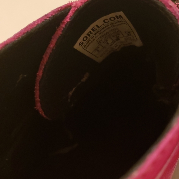 Sorel Out n About Pink Patent Ankle Boots size 5 - Picture 7 of 8